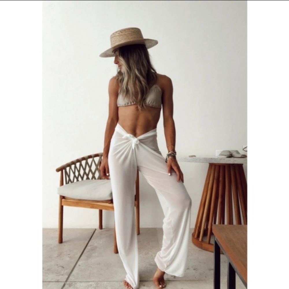 NWT Bull By The Horns White Mesh Pants